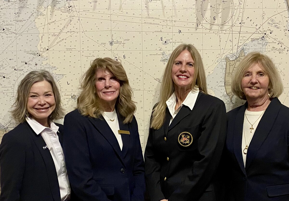 HYC Ladies Auxiliary members